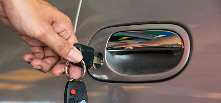 Car door lock repair in Sebastopol